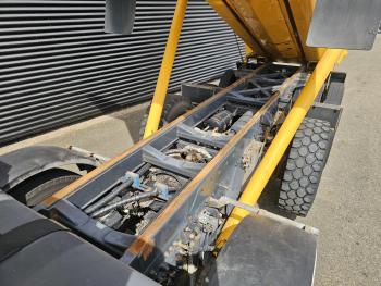 FMX 460 10x4 TIPPER / MINING